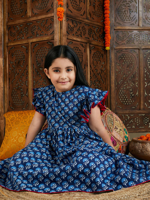 Girl's Blue Printed Frock With Leggings Set
